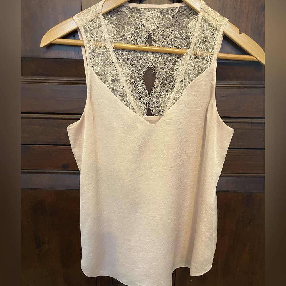 Express pink silky top 💗🥳